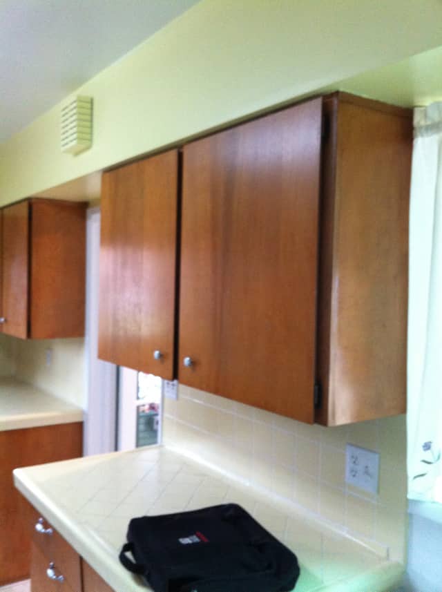  Handcrafted bathroom cabinets 